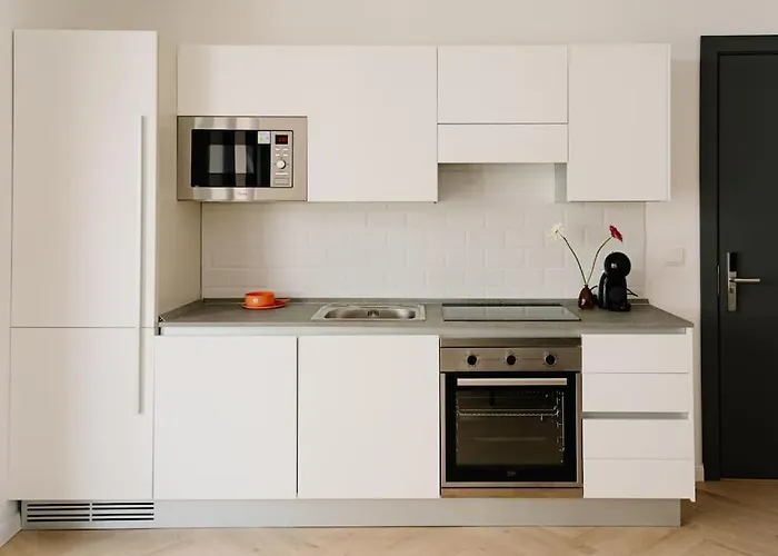 Mainstreet Luxury Apartment *